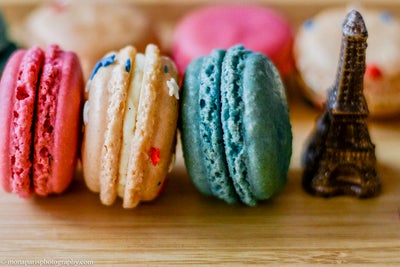 Le Macaron French Pastries - Macarons, Chocolate Bonbons, Pastries ...